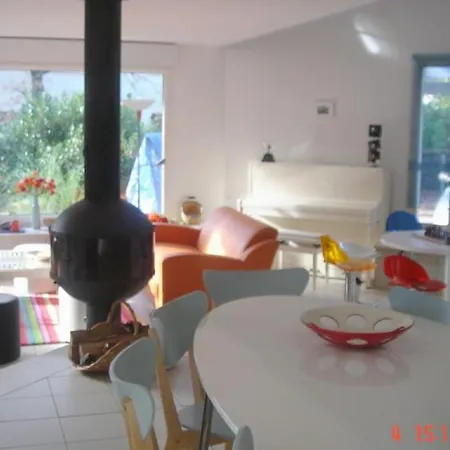 Villa Modern High Standing Sur 3' From *