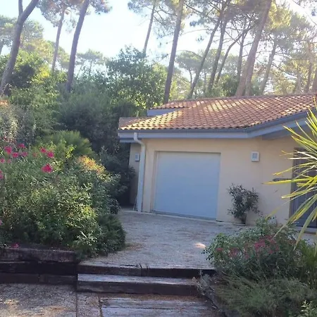 Modern High Standing Sur 3' From Pyla-sur-Mer