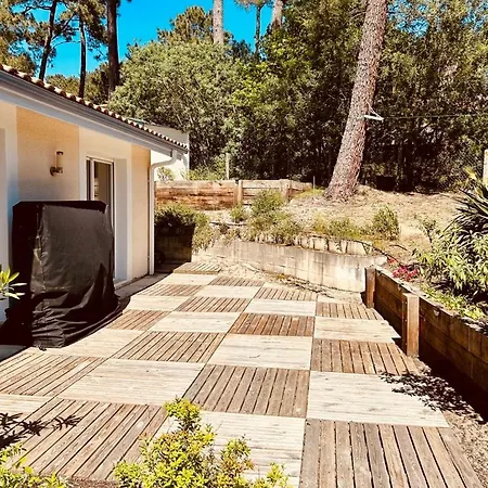 Modern High Standing Sur 3' From Villa