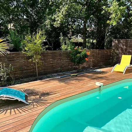 Modern High Standing Sur 3' From Villa Pyla-sur-Mer
