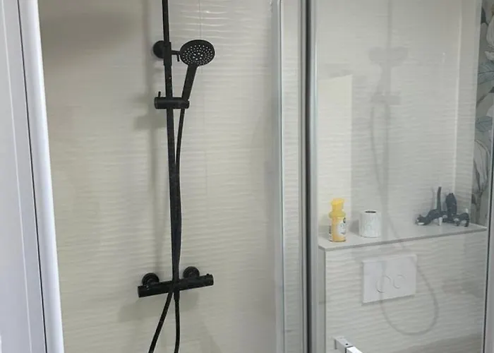 Modern High Standing Sur 3' From Villa Pyla-sur-Mer